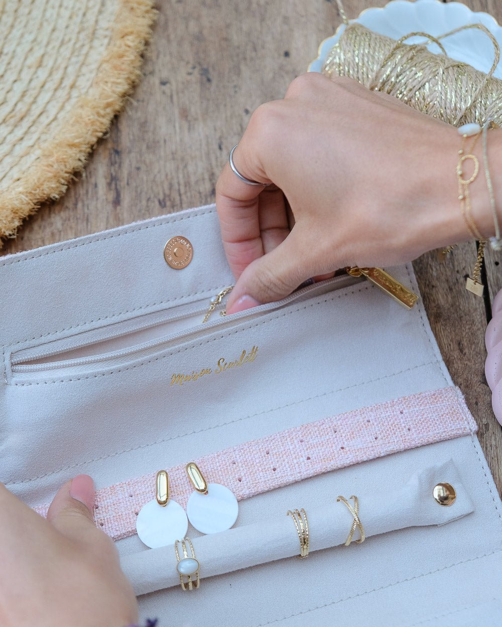 Pochette à bijoux Catherine effet lin