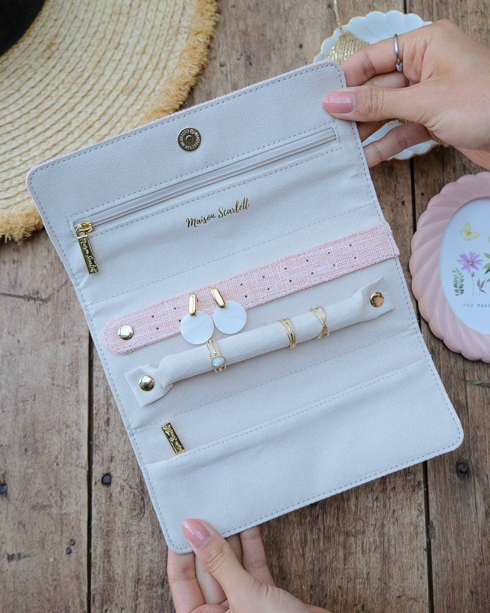 Pochette à bijoux Catherine effet lin