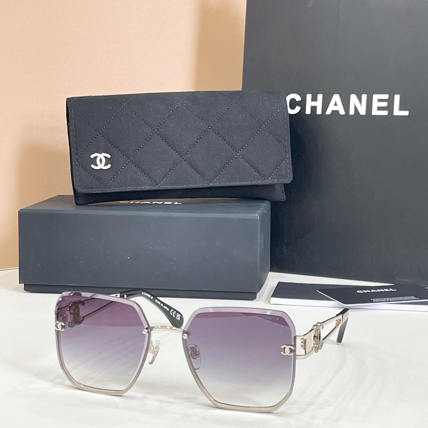 CHANEL Sunglasses