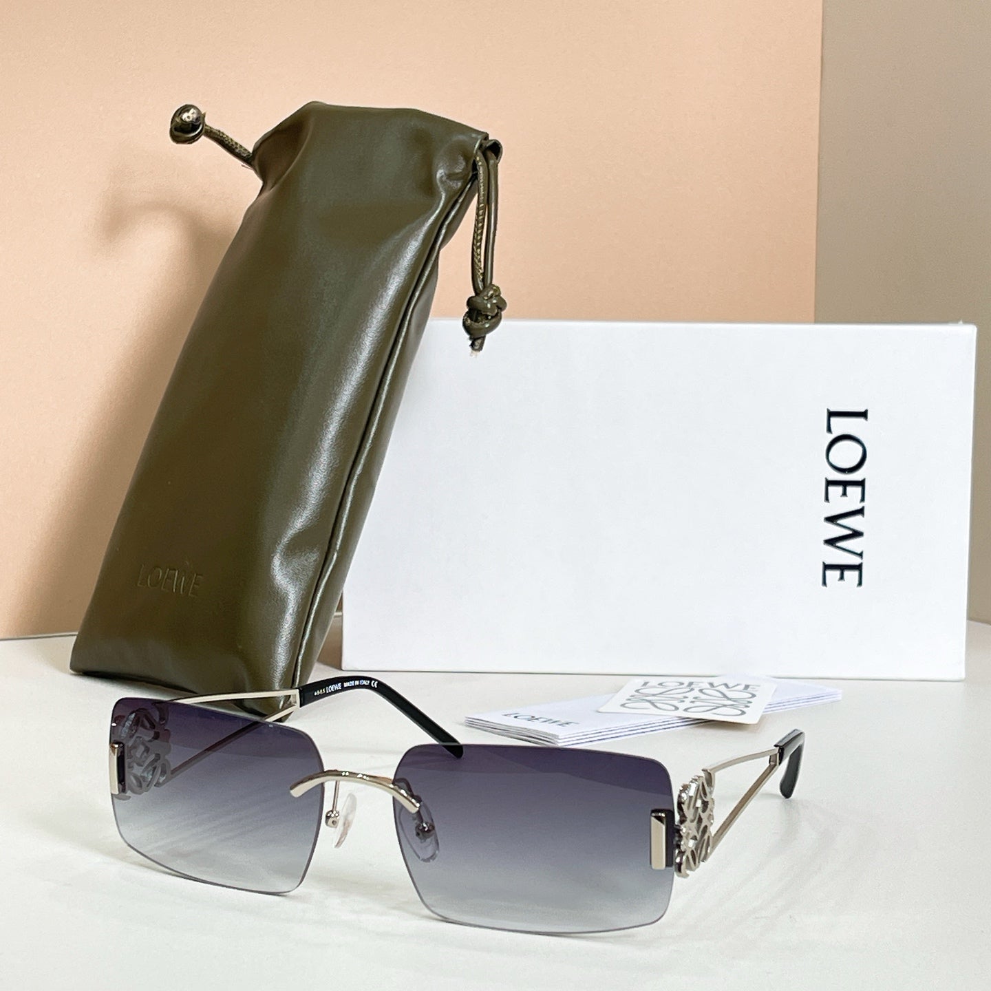 LOEWE Sunglasses