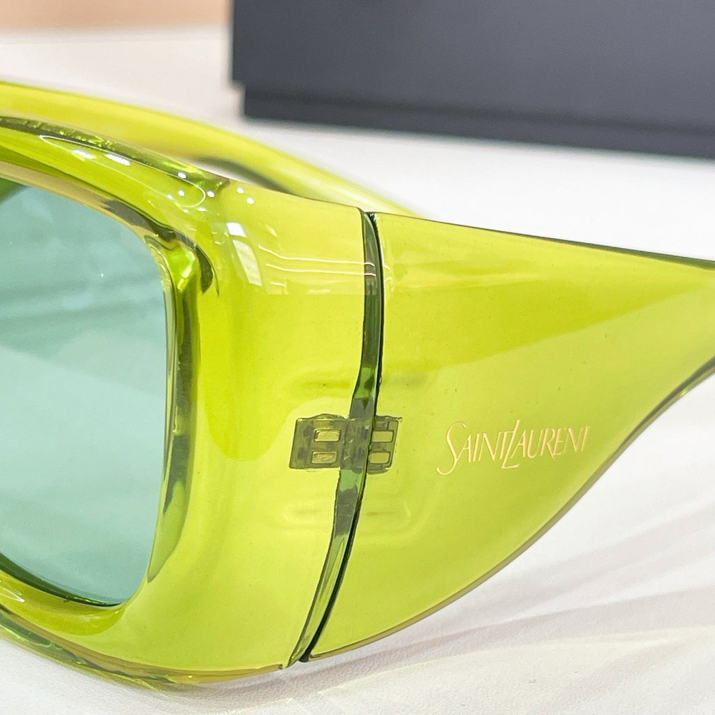 SAINT LAURENT Sunglasses
