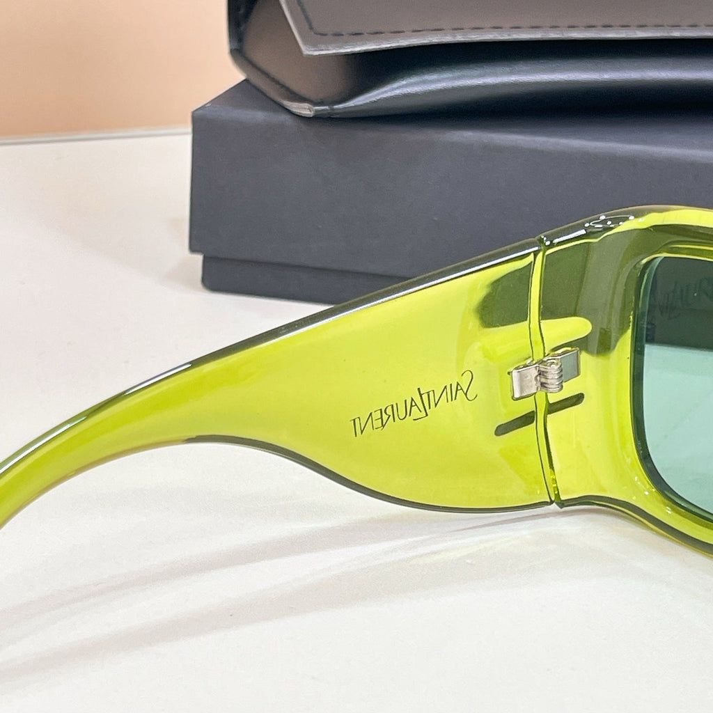 SAINT LAURENT Sunglasses
