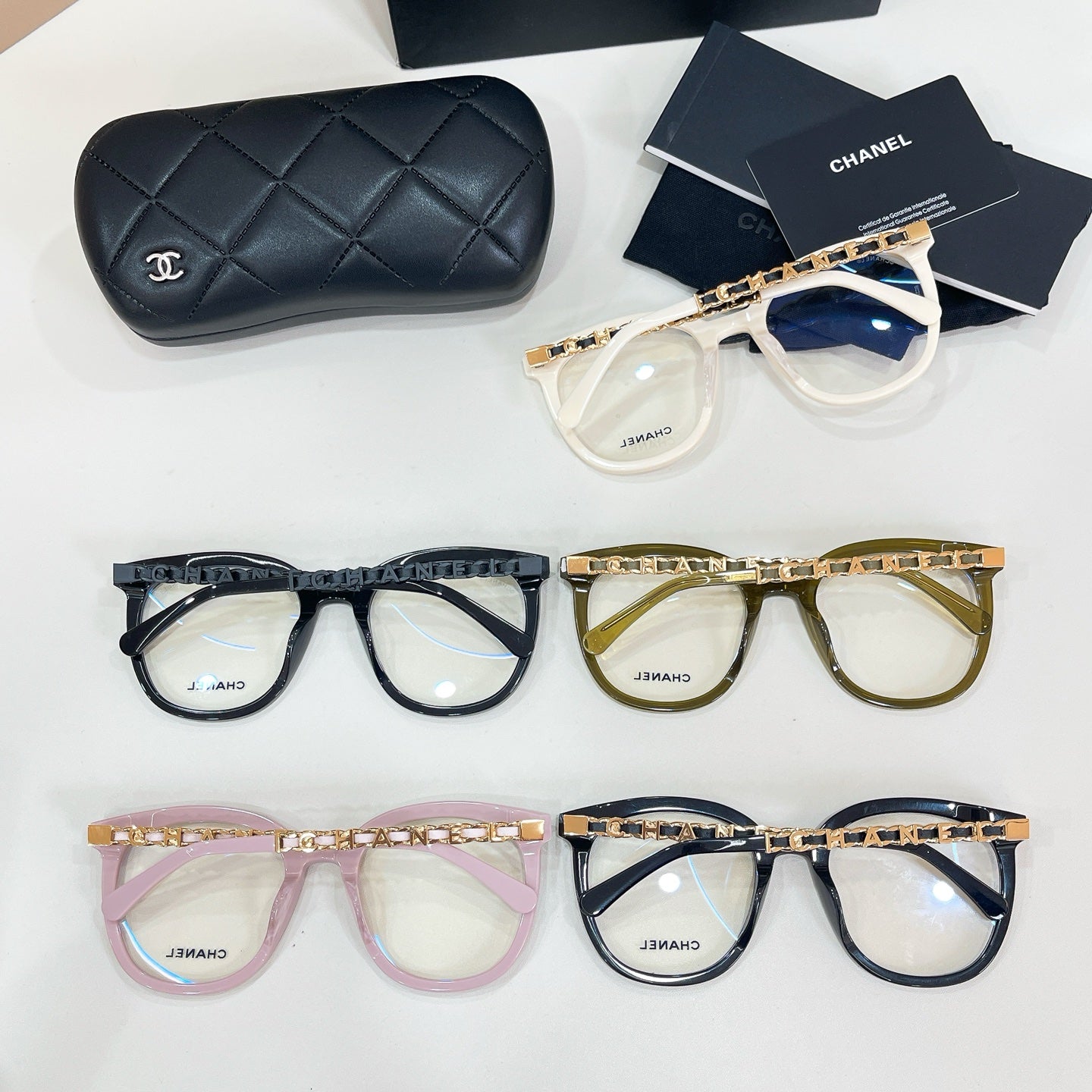 CHANEL Sunglasses