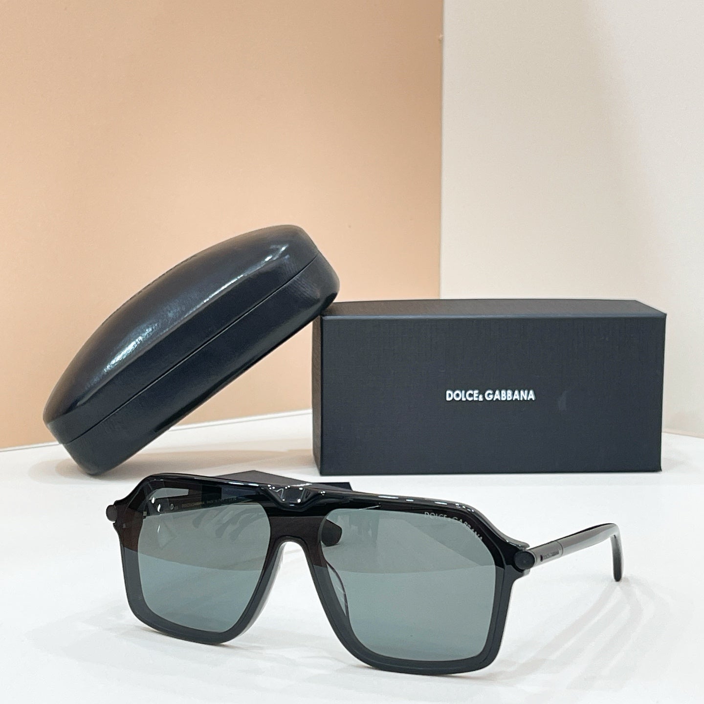DOLCE & GABBANA Sunglasses