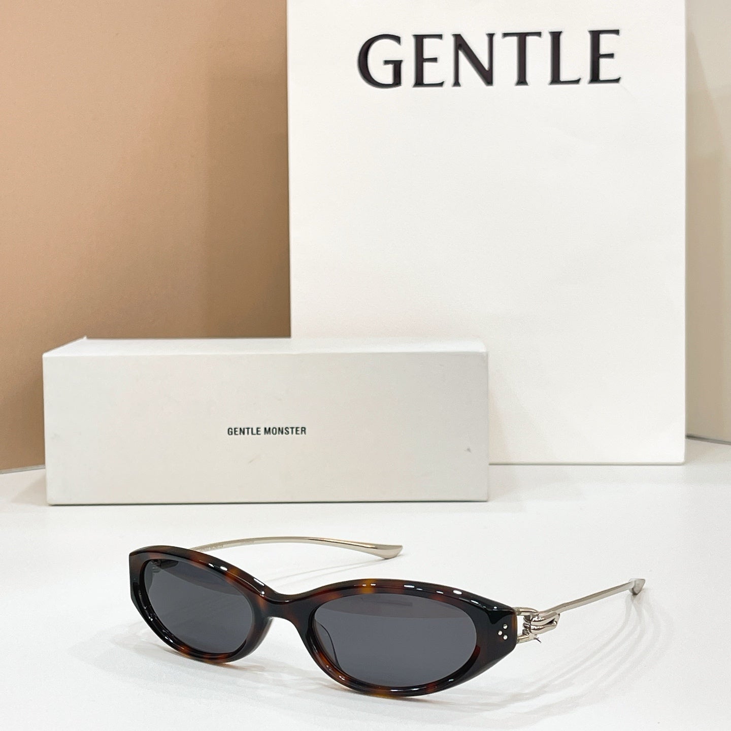 GENTLE MONSTER Sunglasses