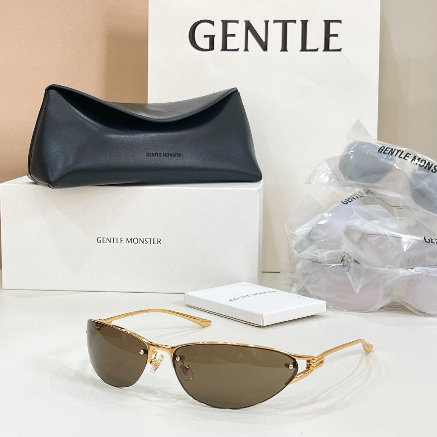 GENTLE MONSTER Sunglasses
