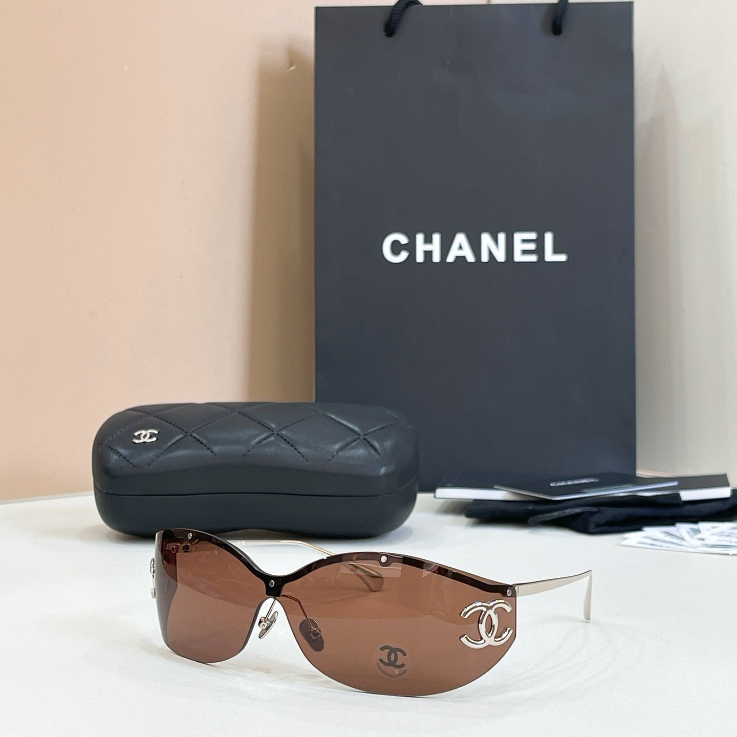 CHANEL Sunglasses