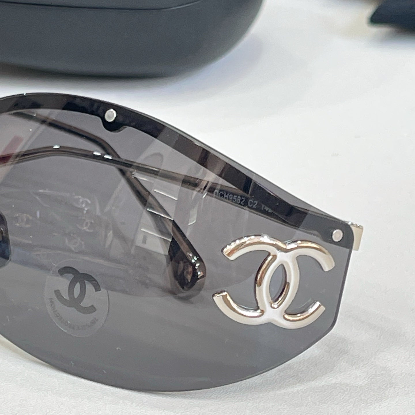 CHANEL Sunglasses