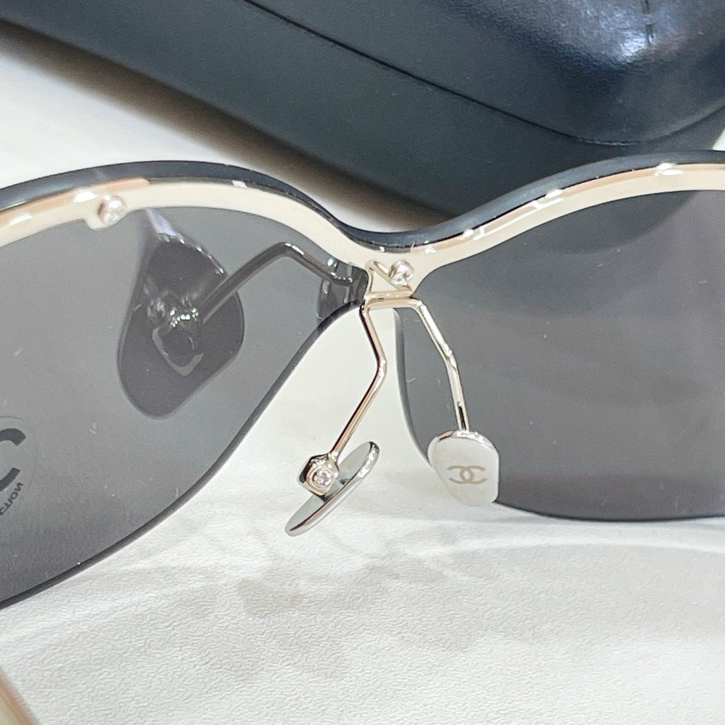 CHANEL Sunglasses