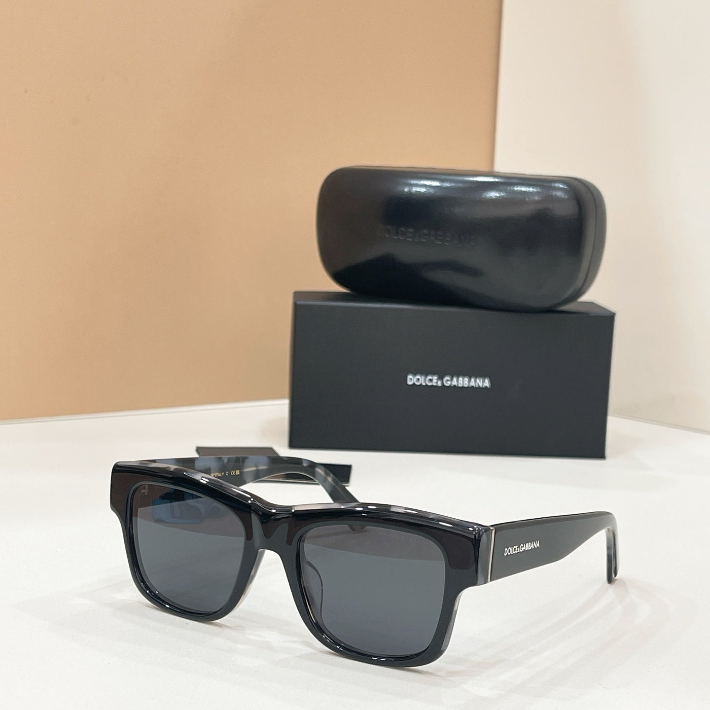 DOLCE & GABBANA Sunglasses