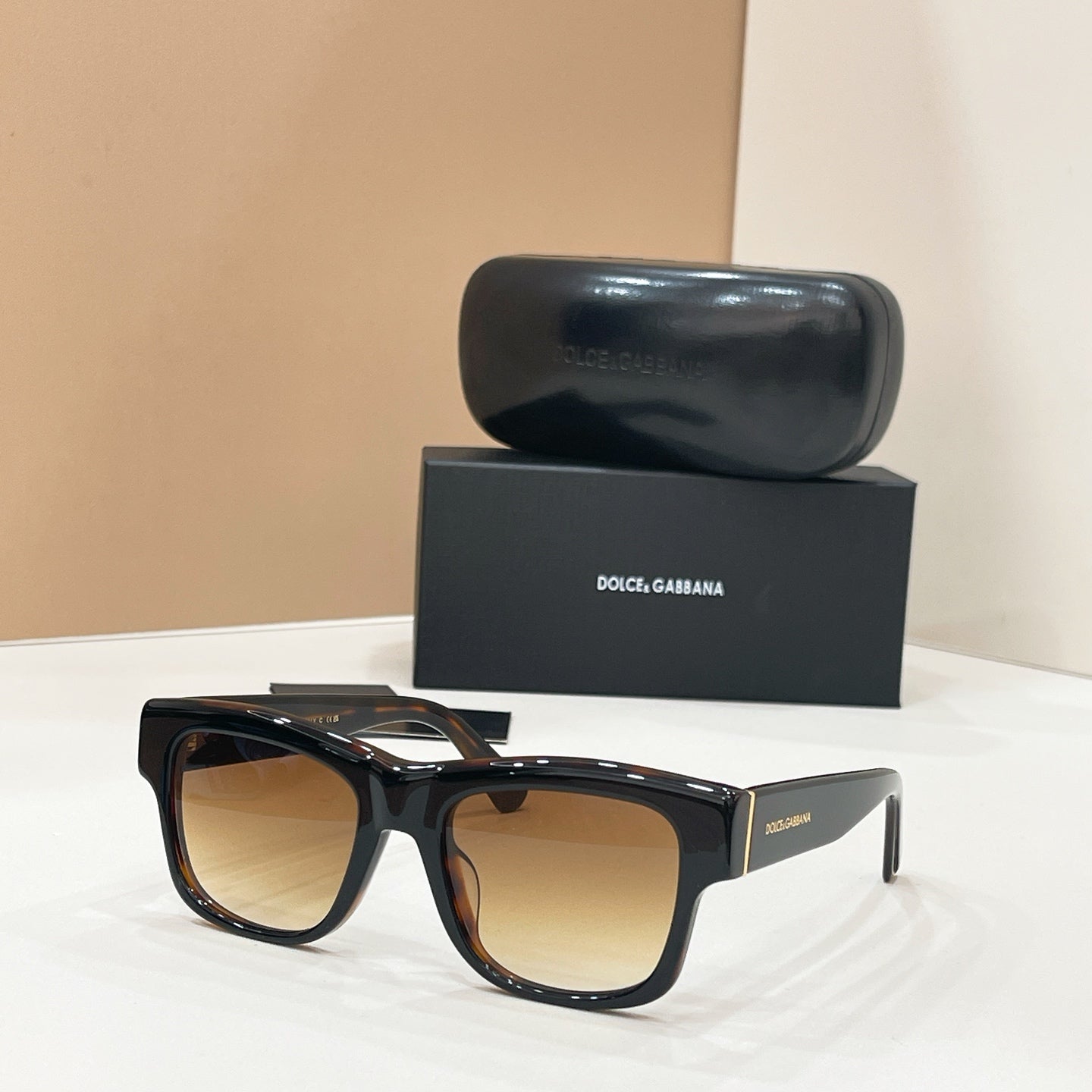 DOLCE & GABBANA Sunglasses