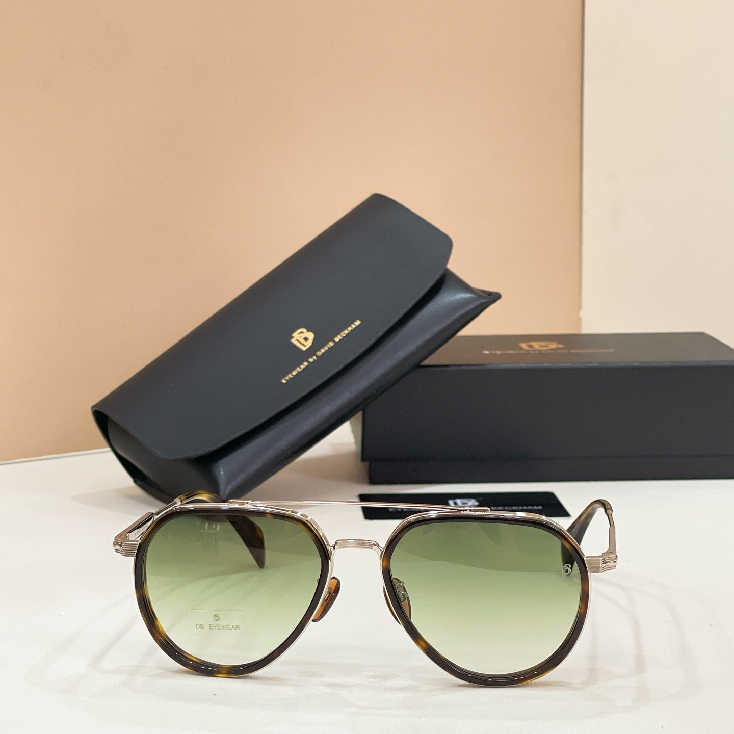 DAVID BECKHAM Sunglasses