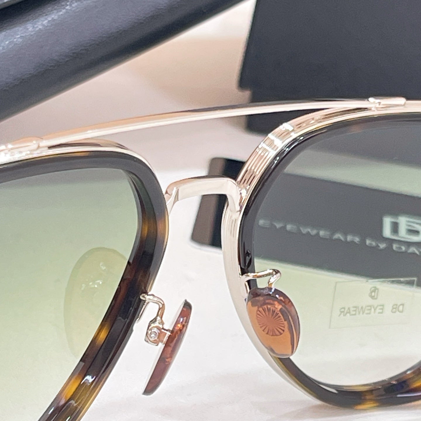 DAVID BECKHAM Sunglasses