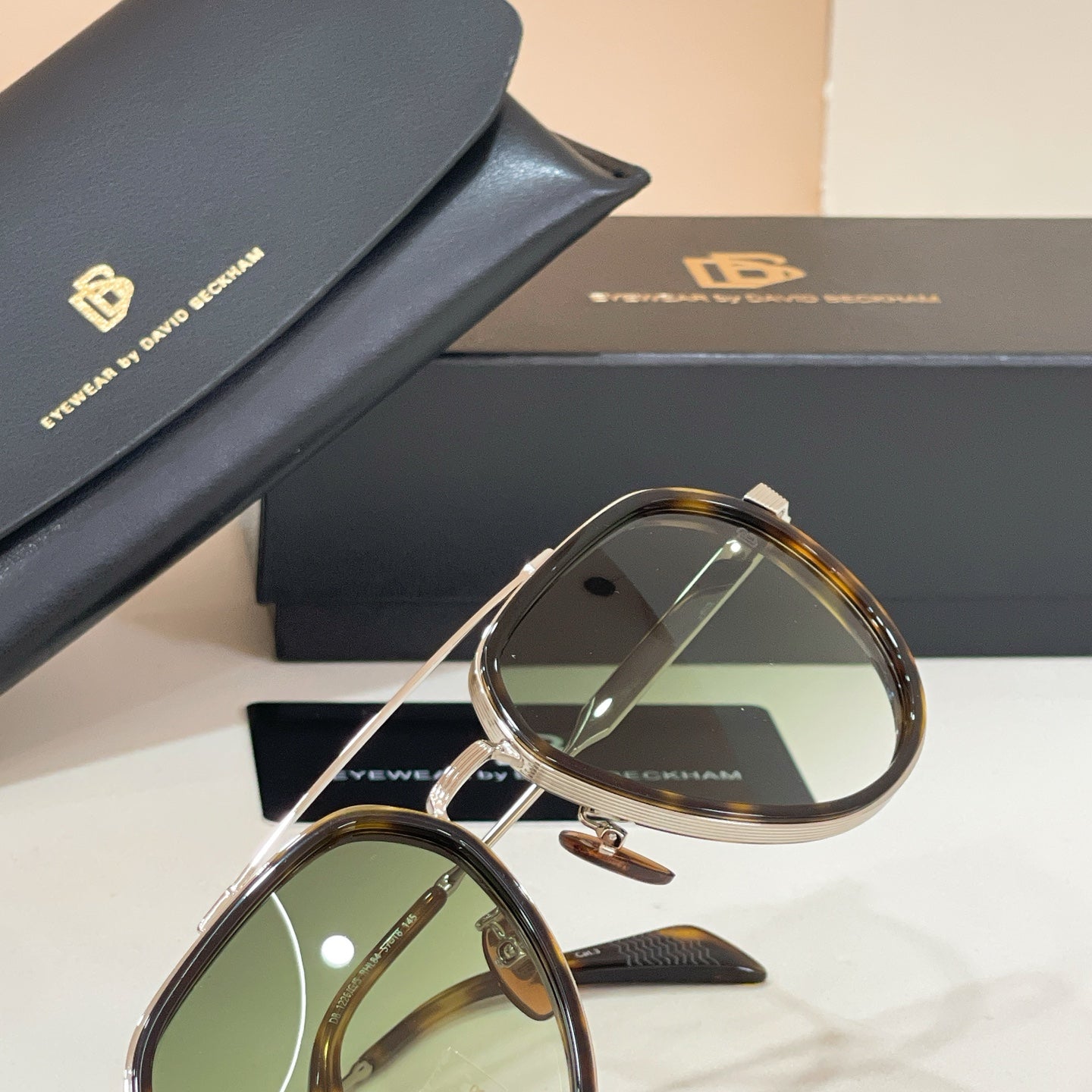 DAVID BECKHAM Sunglasses