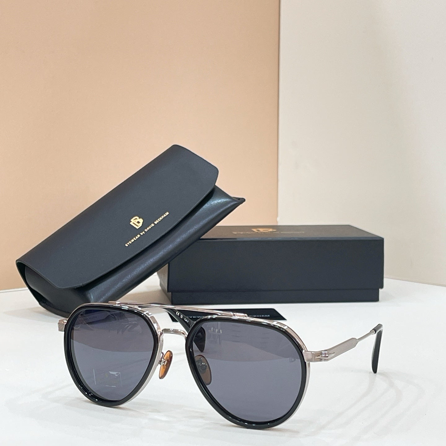 DAVID BECKHAM Sunglasses