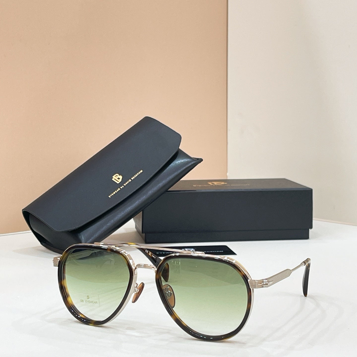 DAVID BECKHAM Sunglasses
