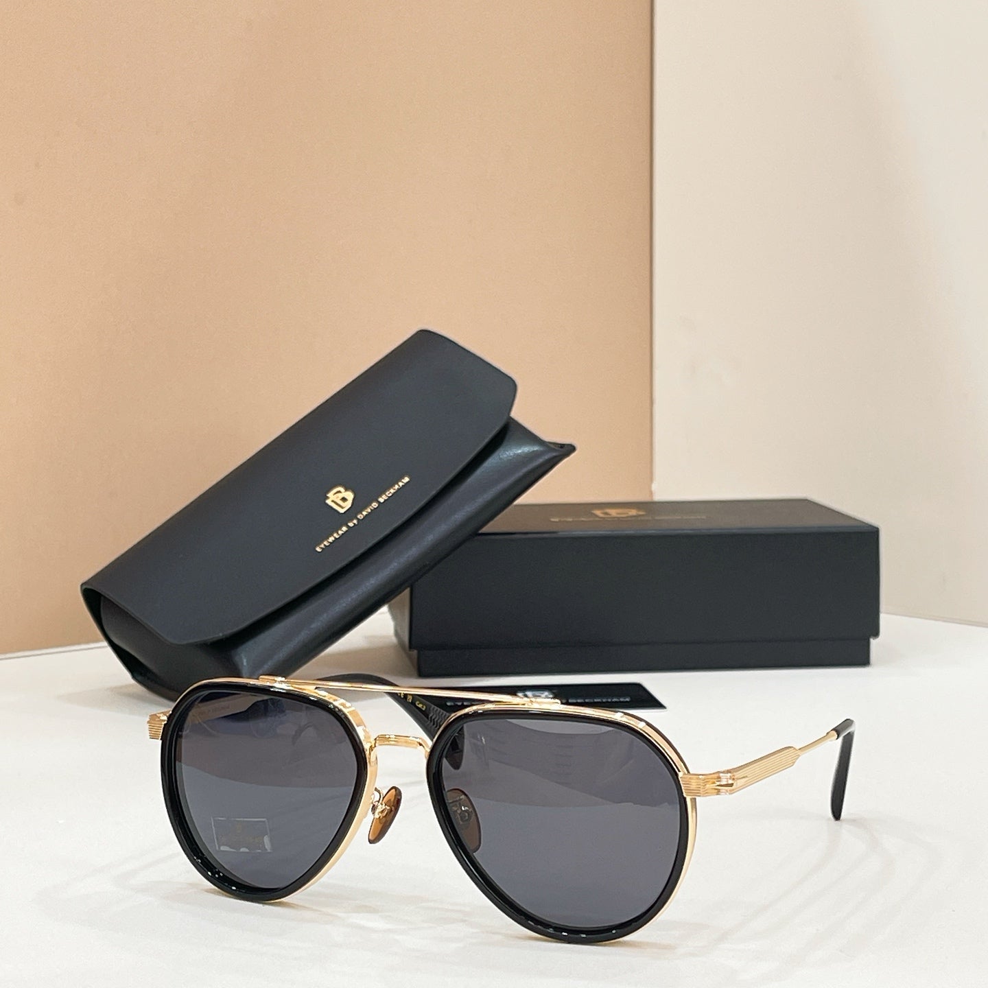 DAVID BECKHAM Sunglasses