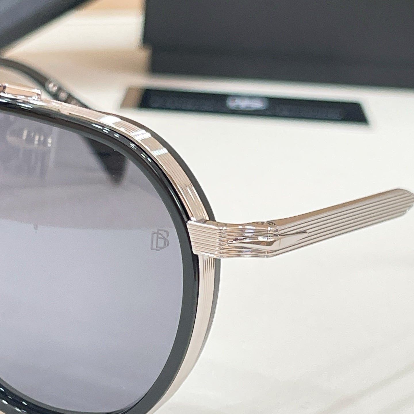DAVID BECKHAM Sunglasses