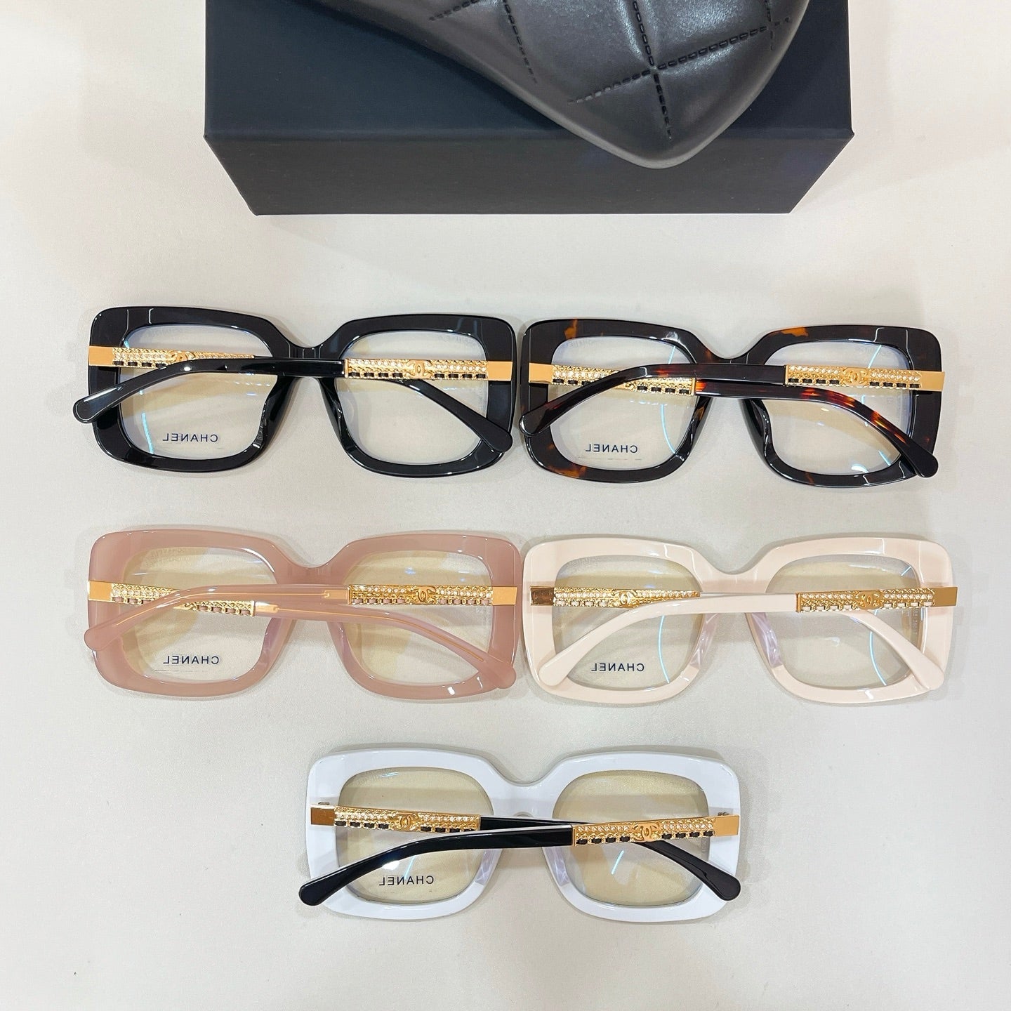 CHANEL Sunglasses