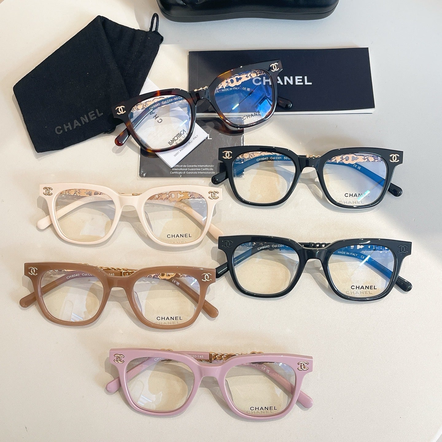 CHANEL Sunglasses