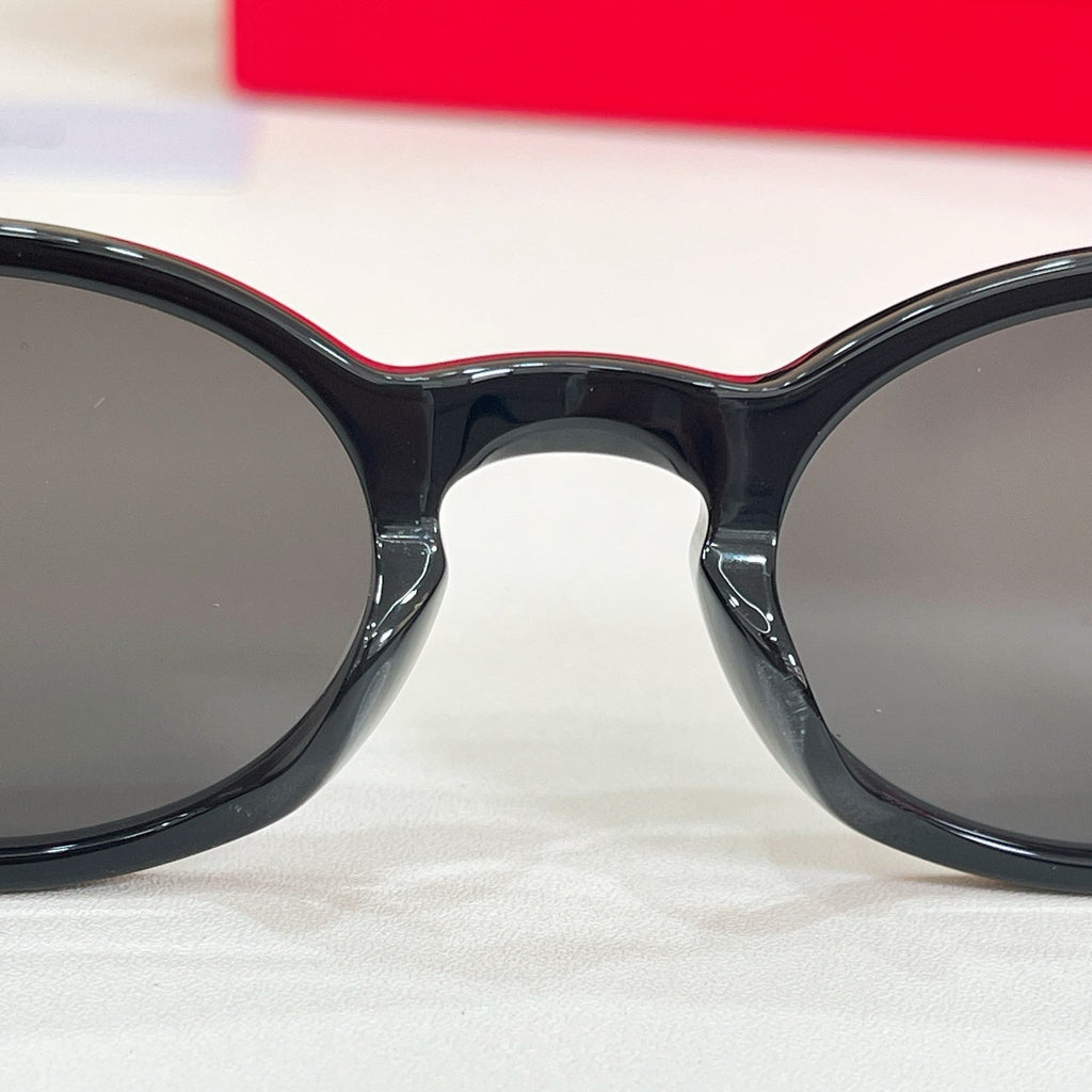 SAINT LAURENT  Sunglasses